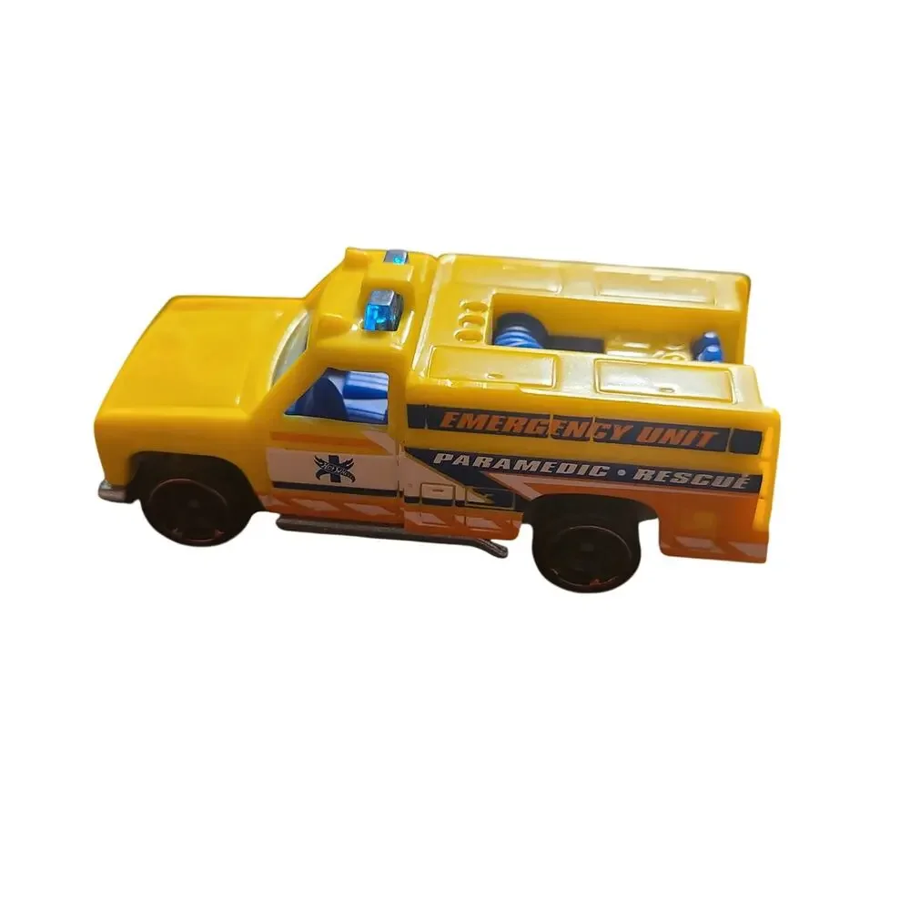 Vintage 1974 Mattel 1/64 Paramedic Rescue HW rapid Responder Yellow TC-136